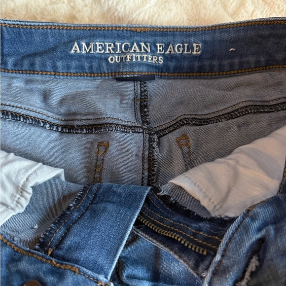 American Eagle Outfitters Classic Blue Jean Shorts - Picture 3 of 3